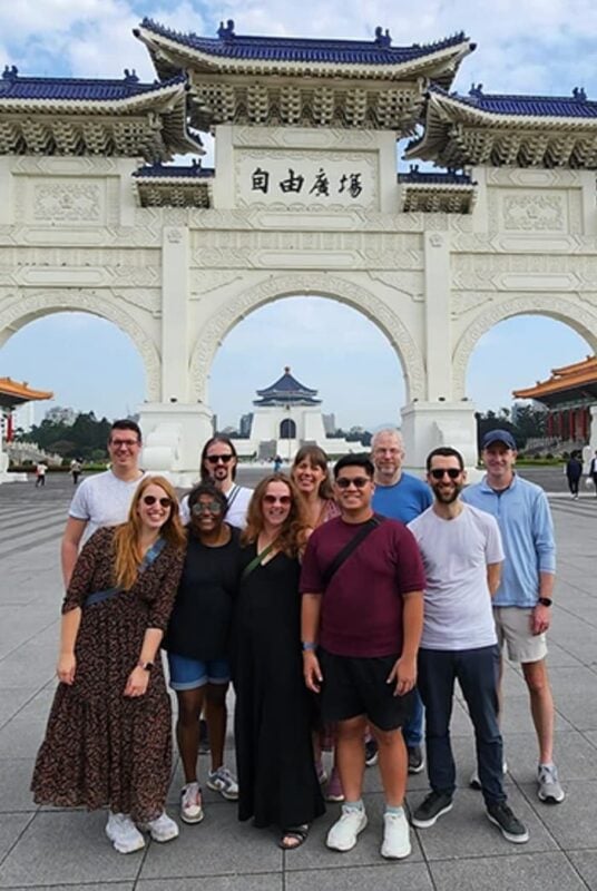 Photo of a few Yoasters sightseeing in Taiwan